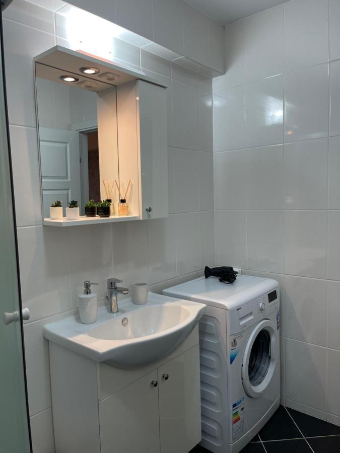 Welcome To Bucharest Airport Residences & Therme-Self Check-In Otopeni Buitenkant foto