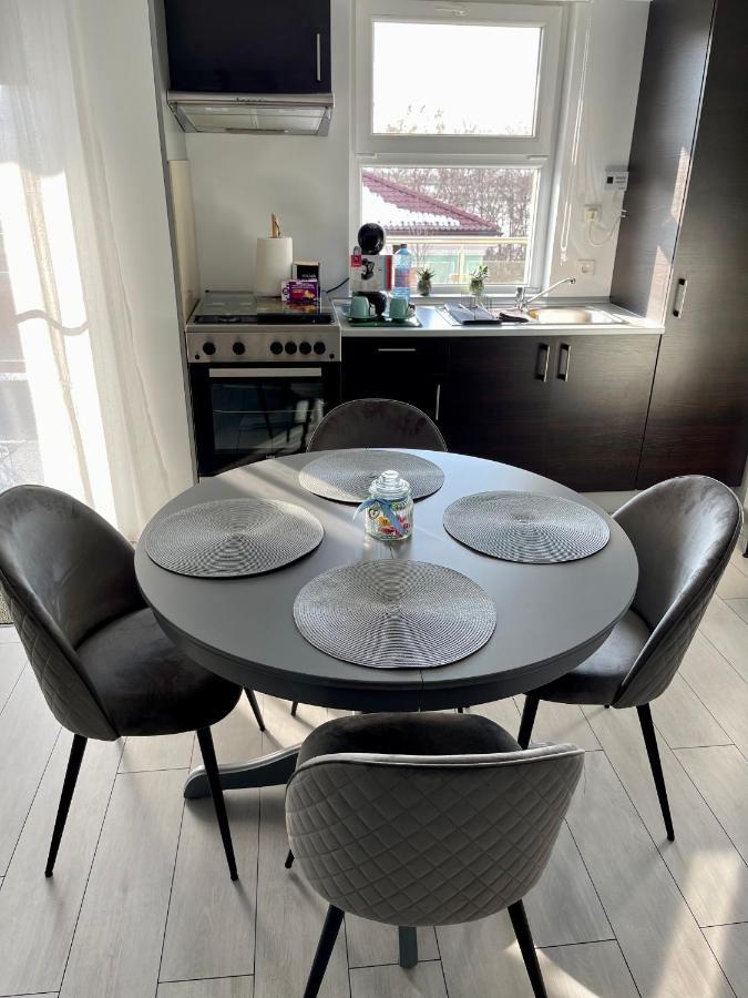 Welcome To Bucharest Airport Residences & Therme-Self Check-In Otopeni Buitenkant foto
