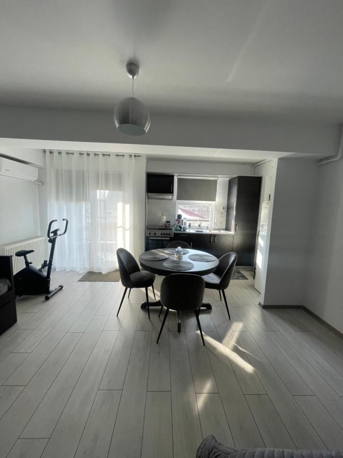 Welcome To Bucharest Airport Residences & Therme-Self Check-In Otopeni Buitenkant foto