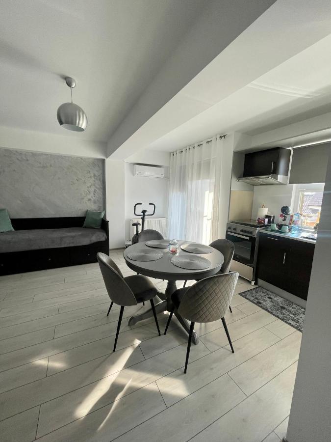 Welcome To Bucharest Airport Residences & Therme-Self Check-In Otopeni Buitenkant foto