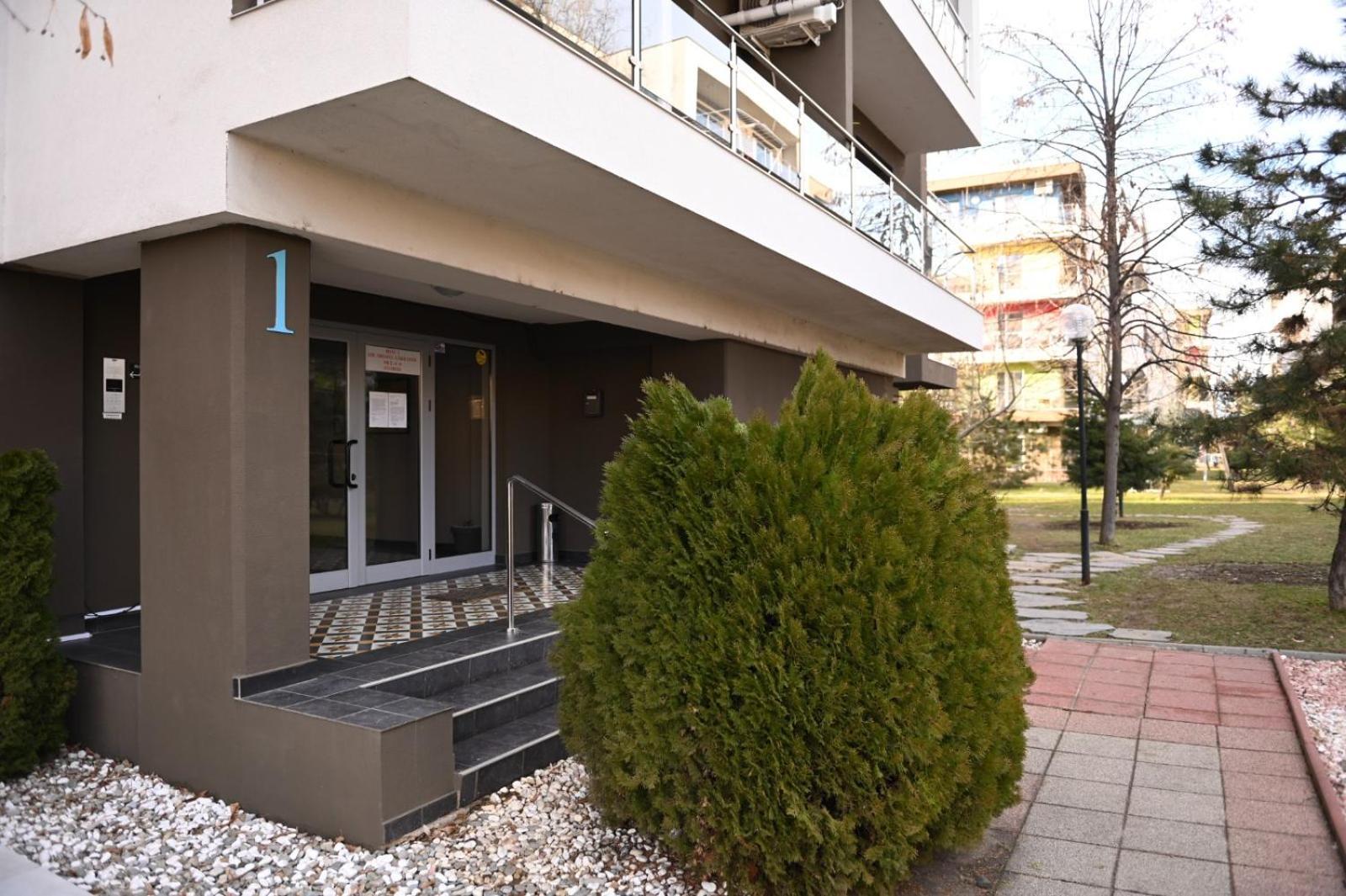Welcome To Bucharest Airport Residences & Therme-Self Check-In Otopeni Buitenkant foto