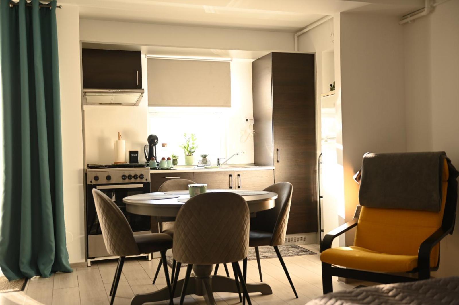 Welcome To Bucharest Airport Residences & Therme-Self Check-In Otopeni Buitenkant foto