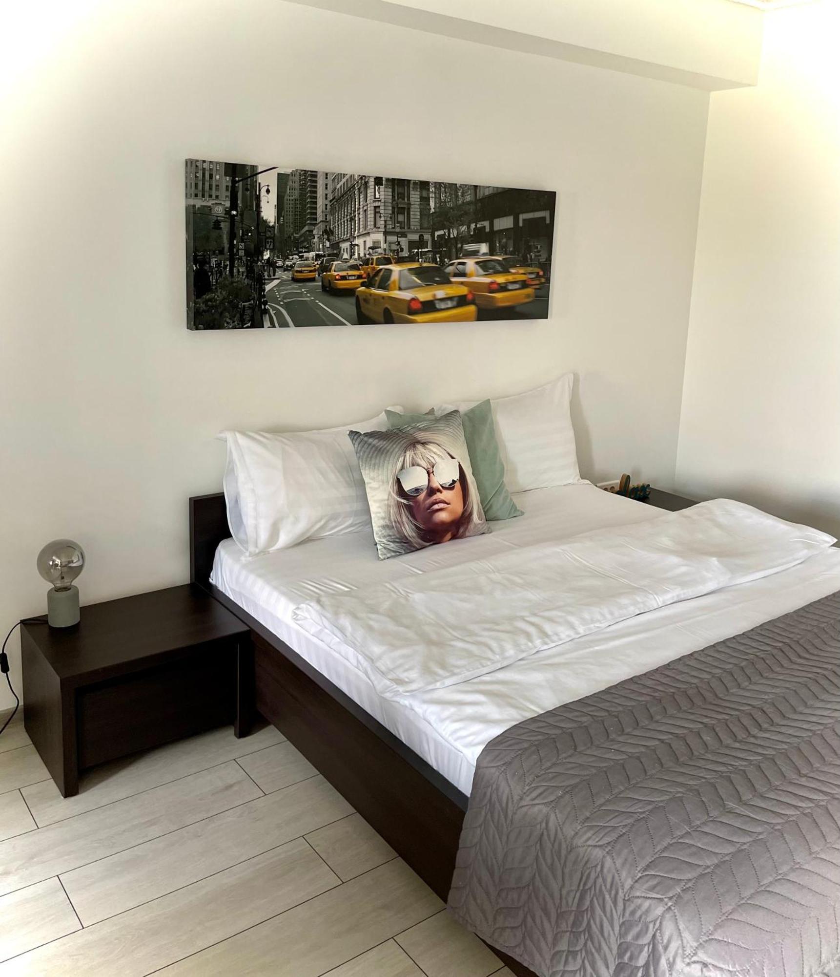 Welcome To Bucharest Airport Residences & Therme-Self Check-In Otopeni Buitenkant foto