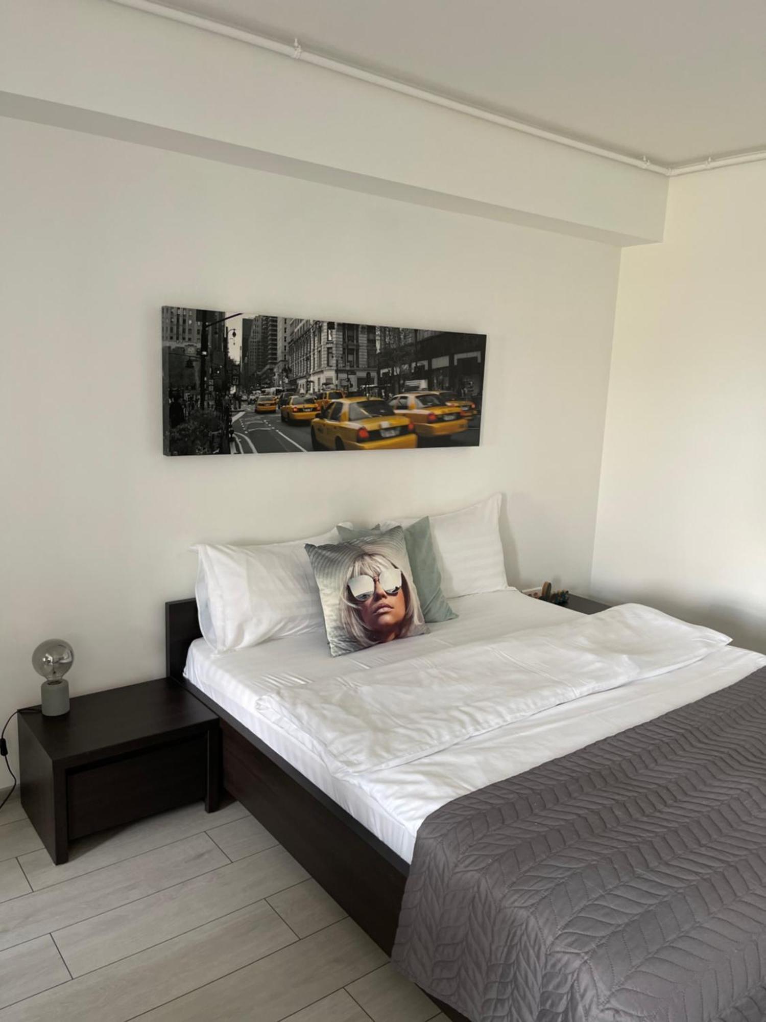 Welcome To Bucharest Airport Residences & Therme-Self Check-In Otopeni Buitenkant foto